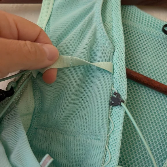 { Salomon } Women's Hydration Pack 5 Liter - Picture 9 of 10